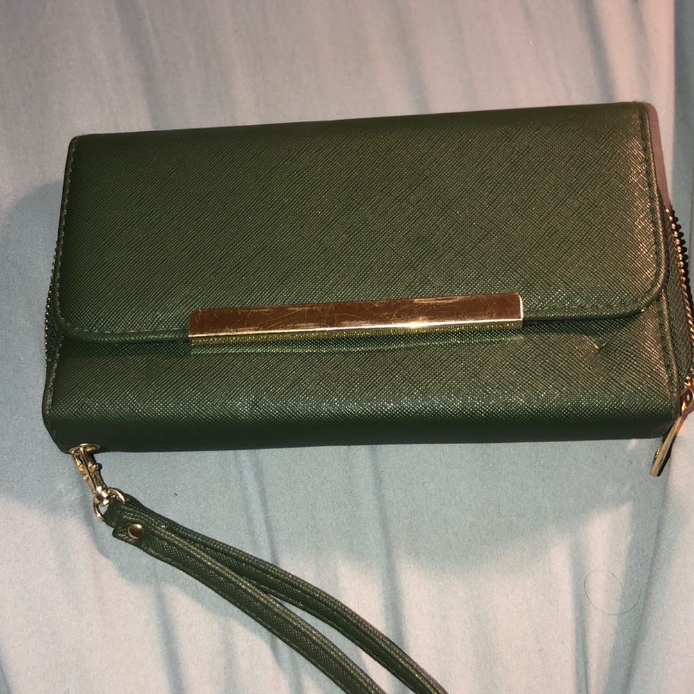 Wristlet